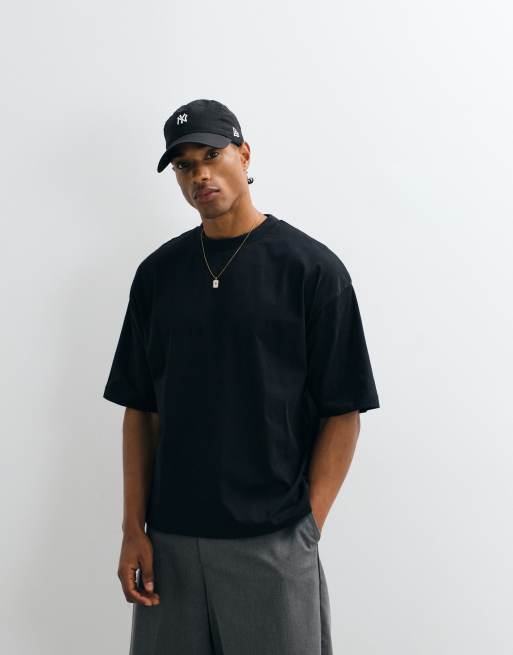 ASOS DESIGN - T-shirt oversize squadrata nera con grafica cocktail, 4 di 5