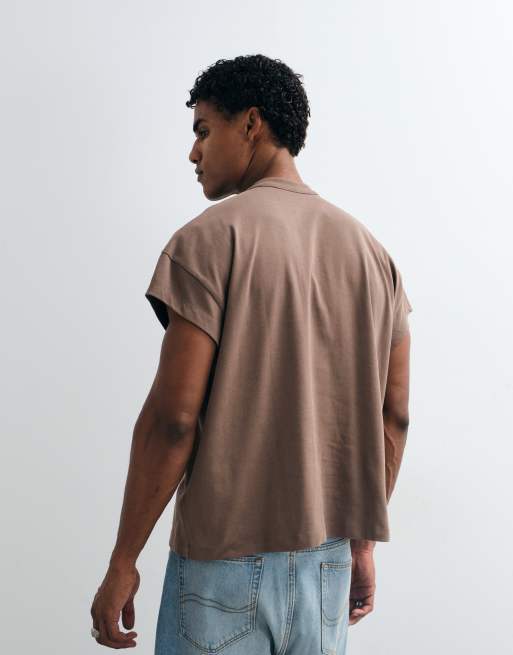 ASOS DESIGN T-shirt oversize squadrata pesante con scollo serafino e maniche corte in marrone, 4 di 5