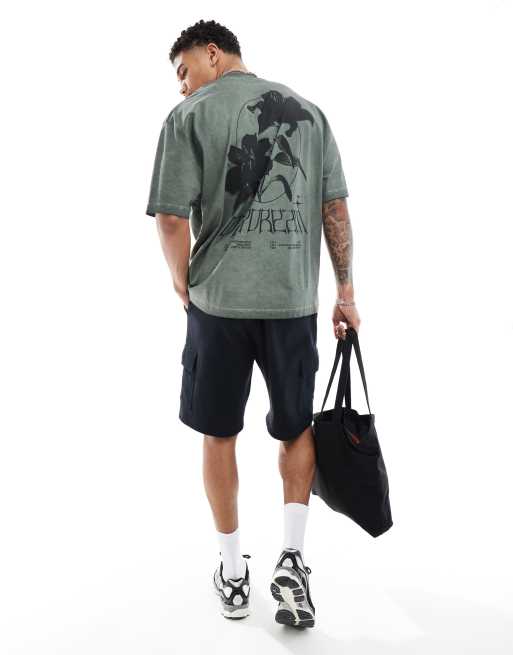 ASOS DESIGN - T-shirt oversize verde slavato con stampa di fiore sul retro, 3 di 4