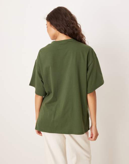 ASOS DESIGN – T-shirt oversize w kolorze khaki z marszczonym, drapowanym dołem, 3 z 4