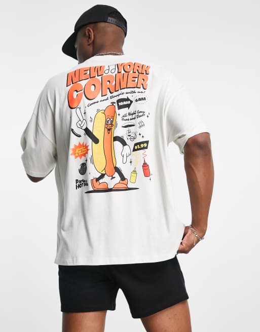 ASOS DESIGN – T-shirt oversize w kolorze złamanej bieli z nadrukiem hot doga na piersi i plecach