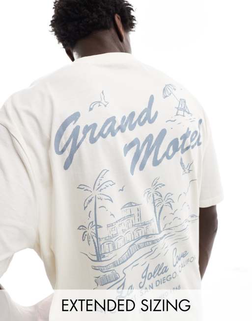 ASOS DESIGN – T-shirt oversize w kolorze złamanej bieli z nadrukiem z motywem krajobrazu na plecach