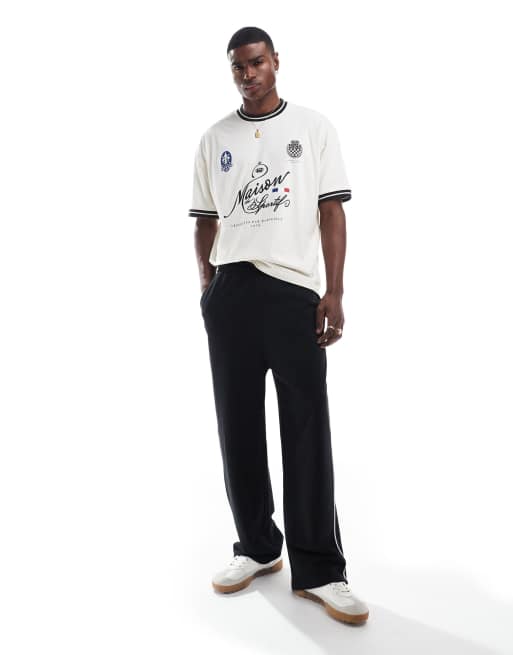 ASOS DESIGN – T-shirt oversize w kolorze złamanej bieli ze sportowym nadrukiem z przodu, 2 z 4
