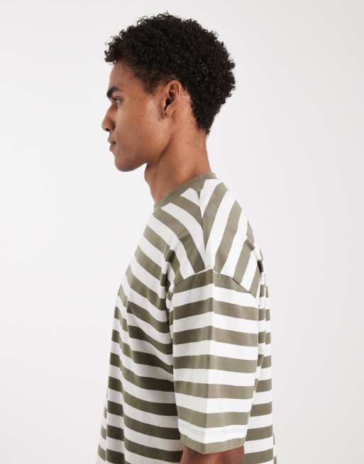 ASOS DESIGN – T-shirt oversize w paski w kolorze oliwkowym i ecru, 4 z 5