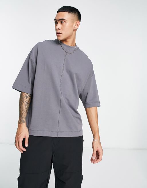 ASOS DESIGN – T-shirt oversize w spranym czarnym kolorze z ozdobnym szwem