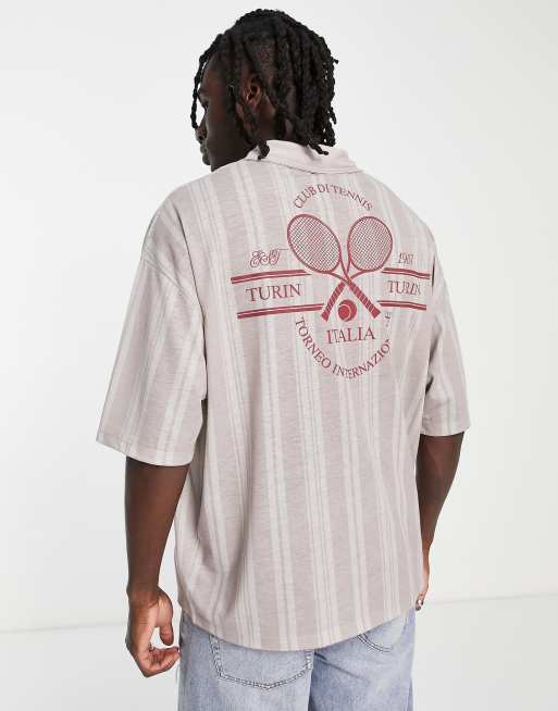 ASOS DESIGN – T-shirt oversize z kołnierzykiem polo w beżowe paski z nadrukiem na plecach z tkaniny z mieszanki lnu