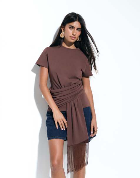 ASOS DESIGN t-shirt premium épais à col rond avec détail noué à franges marron - view 1