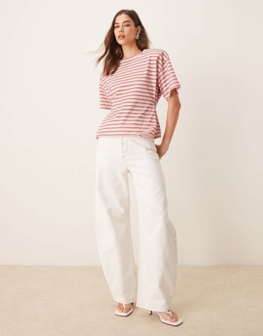 ASOS DESIGN - T-shirt rosa a righe con spalle imbottite stretta in vita, 2 di 4