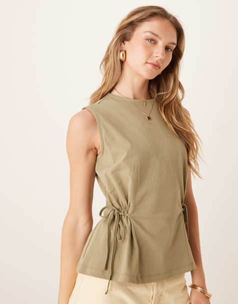 ASOS DESIGN - T-shirt senza maniche stretta in vita color oliva - view 1