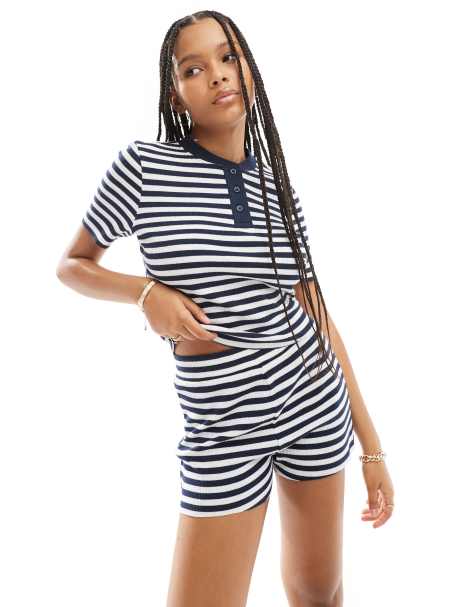 ASOS DESIGN - T-shirt serafino a maniche corte a righe lavorata a nido d'ape in coordinato - view 1