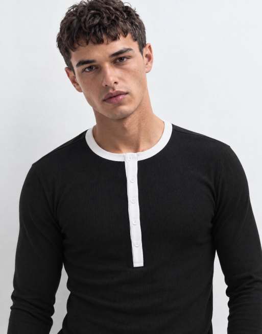 ASOS DESIGN t-shirt serafino attillata a maniche lunghe con collo a contrasto in costina nera, 6 di 10