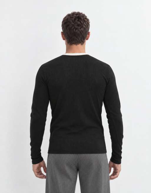 ASOS DESIGN t-shirt serafino attillata a maniche lunghe con collo a contrasto in costina nera, 7 di 10