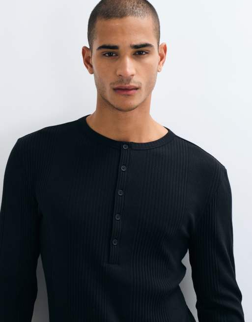 ASOS DESIGN t-shirt serafino attillata a maniche lunghe in costina nera, 4 di 5