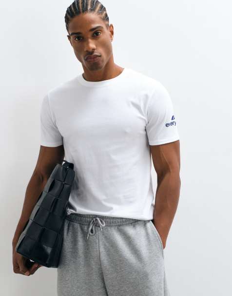 ASOS DESIGN t-shirt slim avec motif sur la manche en blanc - view 1