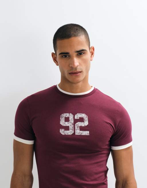 ASOS DESIGN - T-shirt slim color granata con grafica 92, 2 di 5
