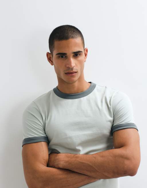ASOS DESIGN - T-shirt slim grigia con bordi a contrasto, 4 di 5