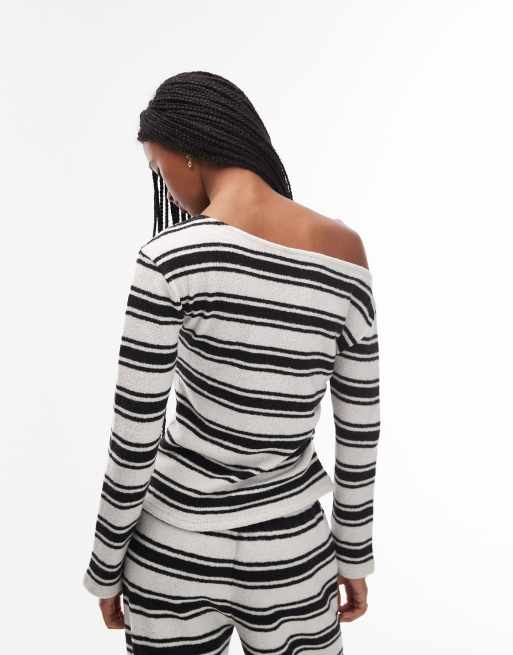 ASOS DESIGN - T-shirt spazzolata a righe a maniche lunghe con vita stile corsetto e spalla scoperta, 4 di 4