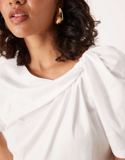 ASOS DESIGN - T-shirt squadrata bianca con dettaglio laterale attorcigliato, 3 di 4