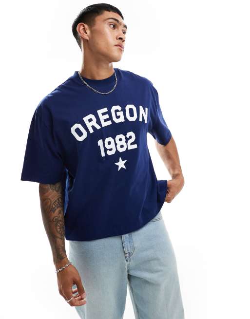 ASOS DESIGN - T-shirt squadrata oversize color blu navy con stampa di città