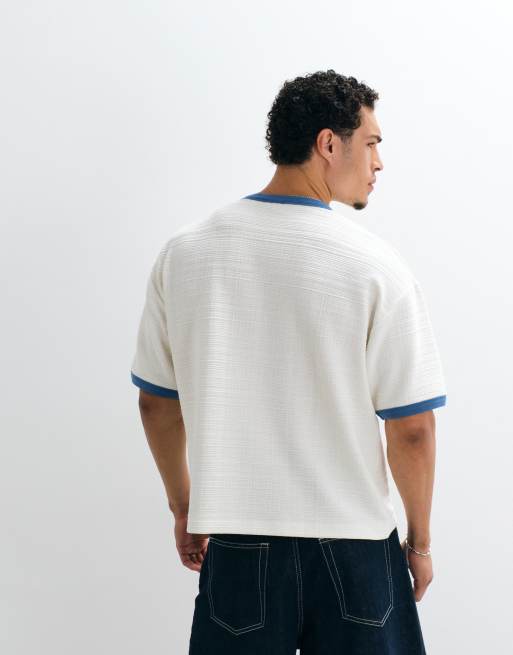 ASOS DESIGN - T-shirt squadrata oversize color crema testurizzata con bordi a contrasto e tasca, 4 di 5