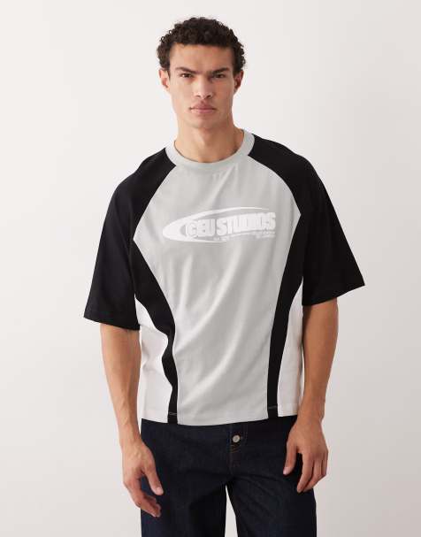 ASOS DESIGN - T-shirt squadrata oversize grigio chiaro con pannelli cut and sew e grafiche sportive - view 1