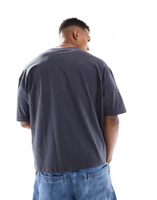 ASOS DESIGN - T-shirt squadrata oversize nero slavato con grafica stile college, 2 di 4