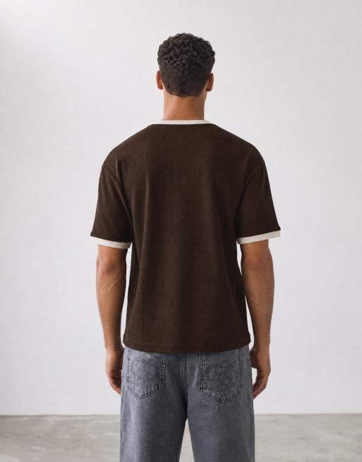 ASOS DESIGN - T-shirt squadrata oversize pesante marrone testurizzato con cuciture a contrasto, 9 di 10