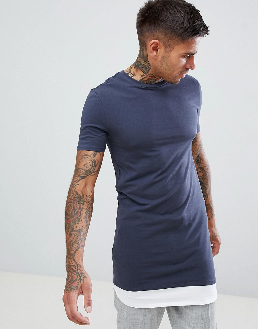 ASOS DESIGN - T-shirt super lunga attillata grigia con fondo esteso a contrasto-Grigio