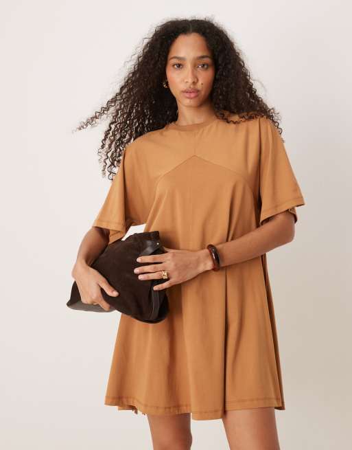 ASOS DESIGN t-shirt swing mini dress with fringe back detail in rust, 3 of 4