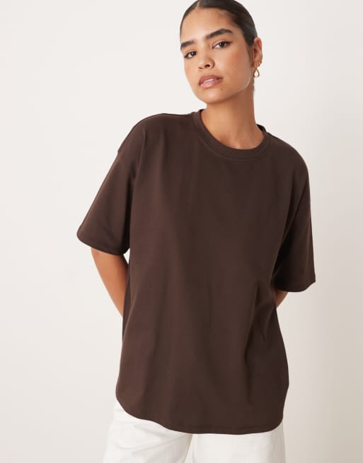 ASOS DESIGN - T-shirt taglio lungo in cotone pesante marrone