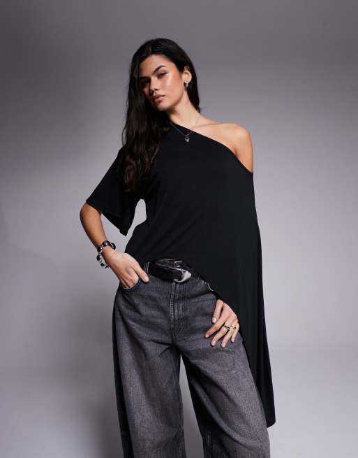 ASOS DESIGN - T-shirt taglio lungo monospalla nera in modal drappeggiata sul davanti