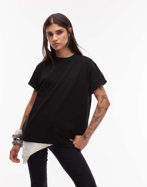 ASOS DESIGN - T-shirt taglio maschile in cotone pesante nera stile anni '80 con maniche arrotolate