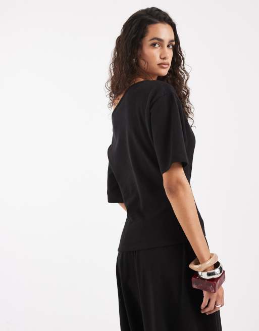 ASOS DESIGN - T-shirt testurizzata nera con spalle scoperte in coordinato, 4 di 4