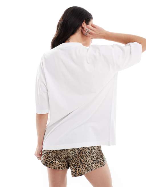 ASOS DESIGN - T-shirt unisexe oversize avec imprimé Freddy Mercury et broderie sous licence - Blanc, 4 de 4