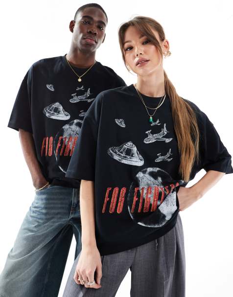 ASOS DESIGN - T-shirt unisexe oversize avec imprimés Foo Fighters sous licence - Noir - view 1