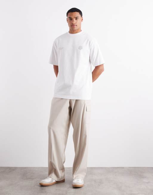 ASOS DESIGN - T-shirt van 240gsm zware stof met print op de borst in wit, 2 van 6
