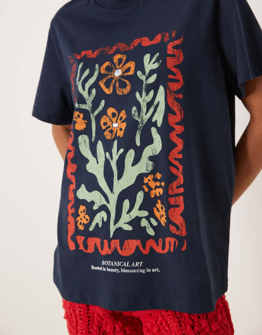 ASOS DESIGN - T-shirt vestibilità classica blu navy con fiori, 2 di 4