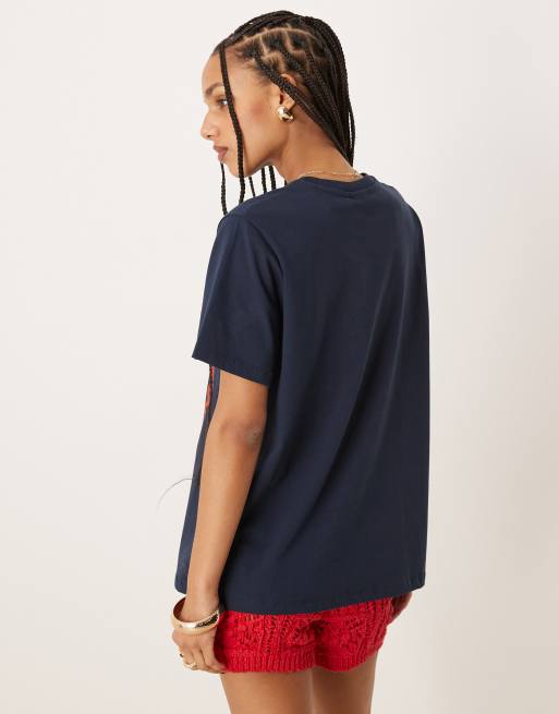 ASOS DESIGN - T-shirt vestibilità classica blu navy con fiori, 3 di 4