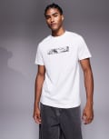 [ASOS DESIGN] ASOS DESIGN t-shirt with crane graphic in white M WHITE