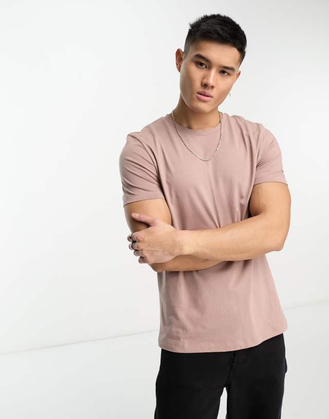 ASOS DESIGN t-shirt with crew neck in brown