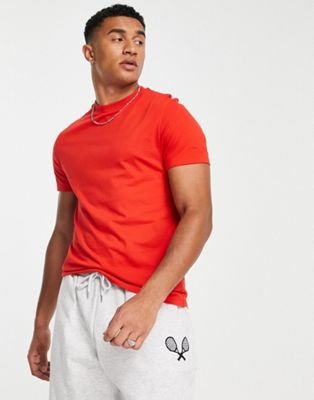 ASOS DESIGN t-shirt with crew neck in red