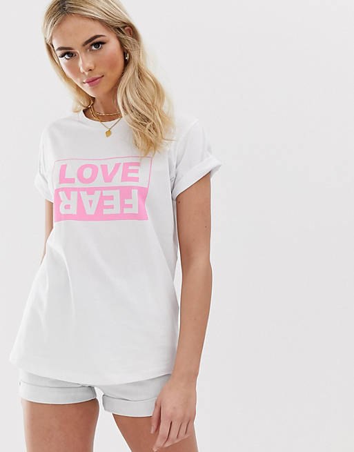 ASOS DESIGN t-shirt with love and fear motif in bright pink | ASOS