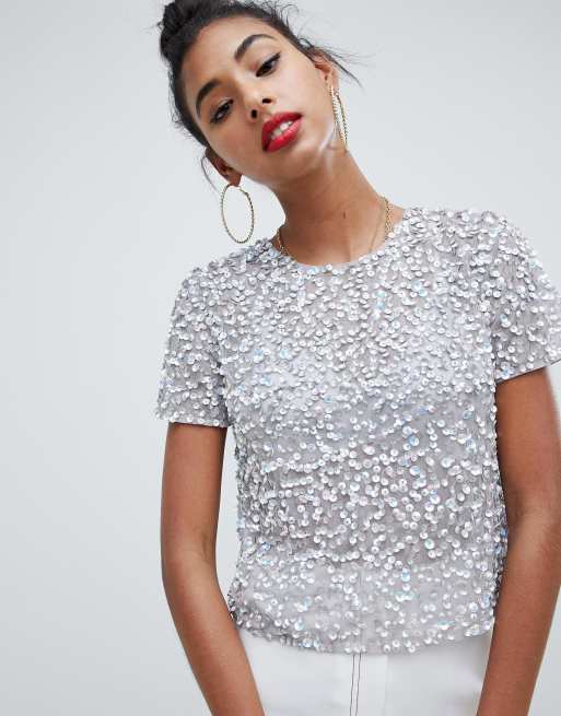 t shirt with sequin embellishment
