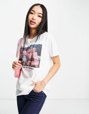 ASOS DESIGN tshirt with Sex and the City graphic print in white