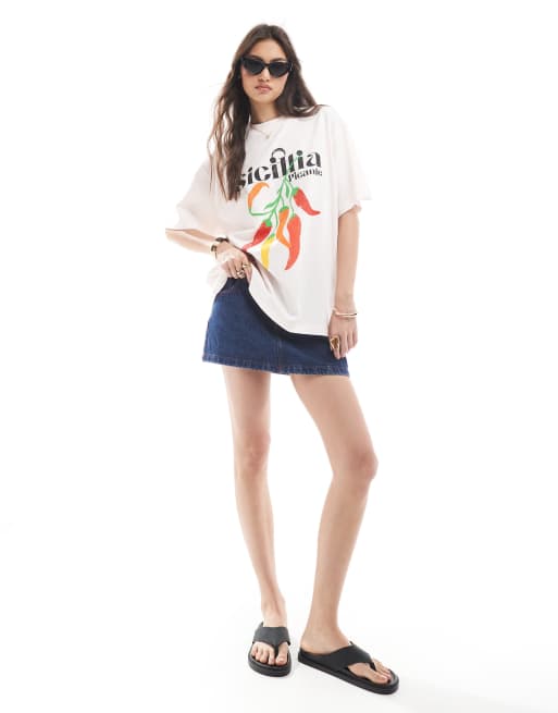 ASOS DESIGN T-shirt with Sicillia chilli graphic in pink