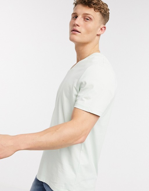 ASOS DESIGN t-shirt with v neck in green