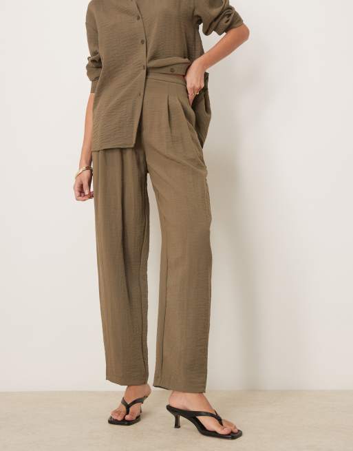 ASOS DESIGN tab waist detail tapered trousers co-ord in khaki, 2 of 5