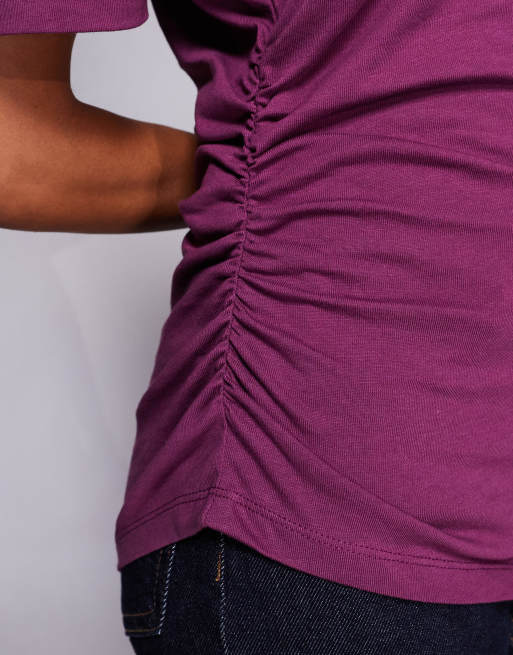 ASOS DESIGN – Tailliert und asymmetrisch geschnittenes Longline-T-Shirt in Feige, 2 von 4