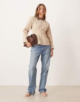 ASOS DESIGN - Taillierte Barn Jacket aus Denim in Steinbeige-Neutral