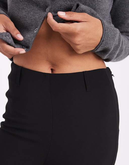 ASOS DESIGN taillierte Legging mit Reißverschluss am Knöchel in Schwarz, 3 von 5